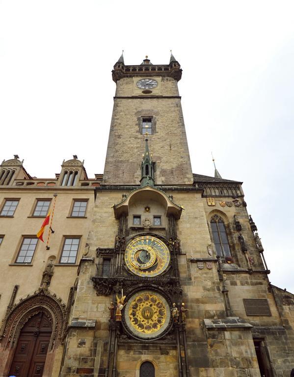 Cozy Flat By The Astronomical Clock Apartamento Praga Exterior foto