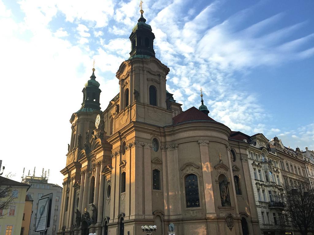 Cozy Flat By The Astronomical Clock Apartamento Praga Exterior foto